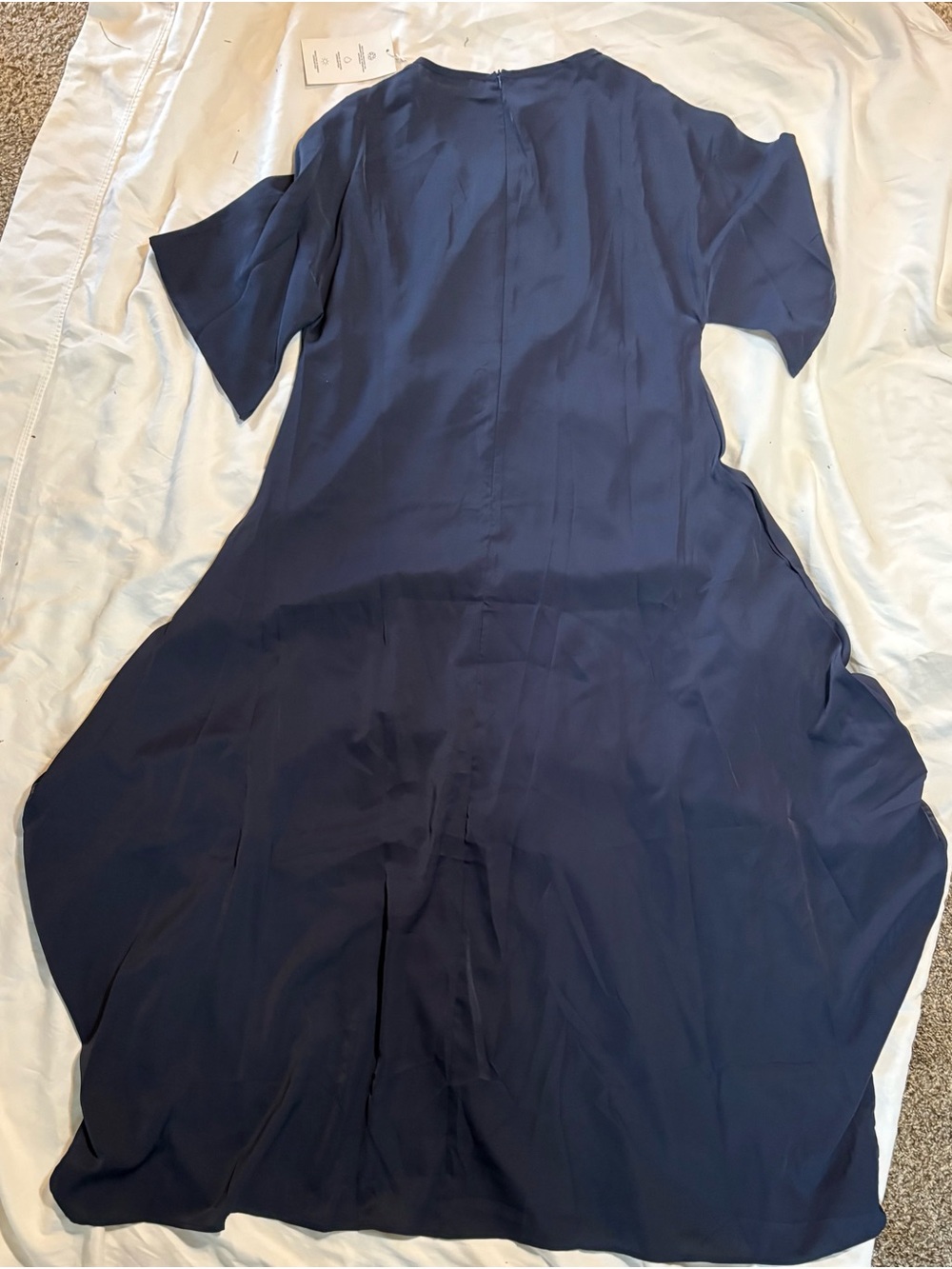 Flowing Navy Short-Sleeve Maxi Dress